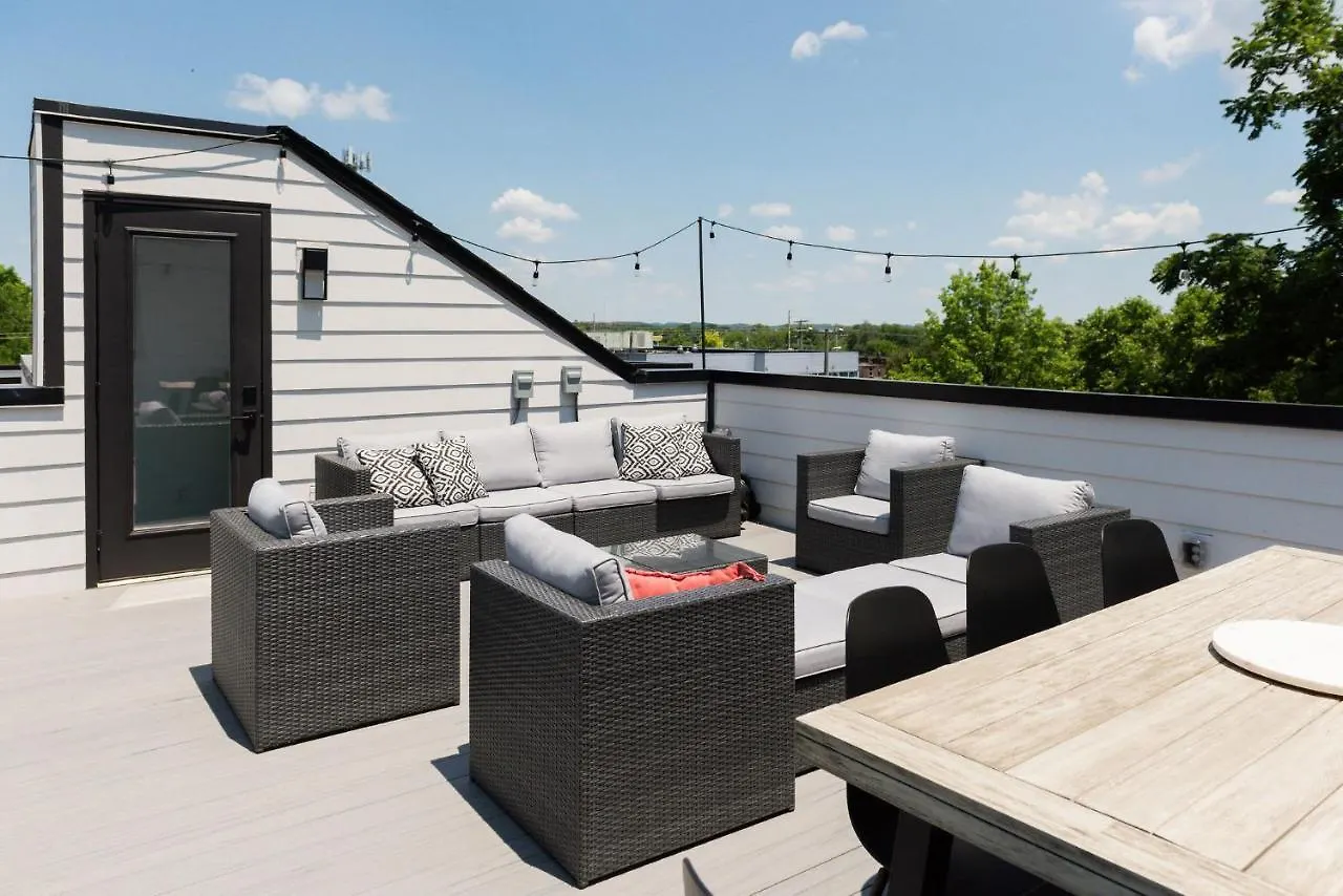 Holiday home The Adelaide - Luxury Rooftop Retreat In Nashville United States